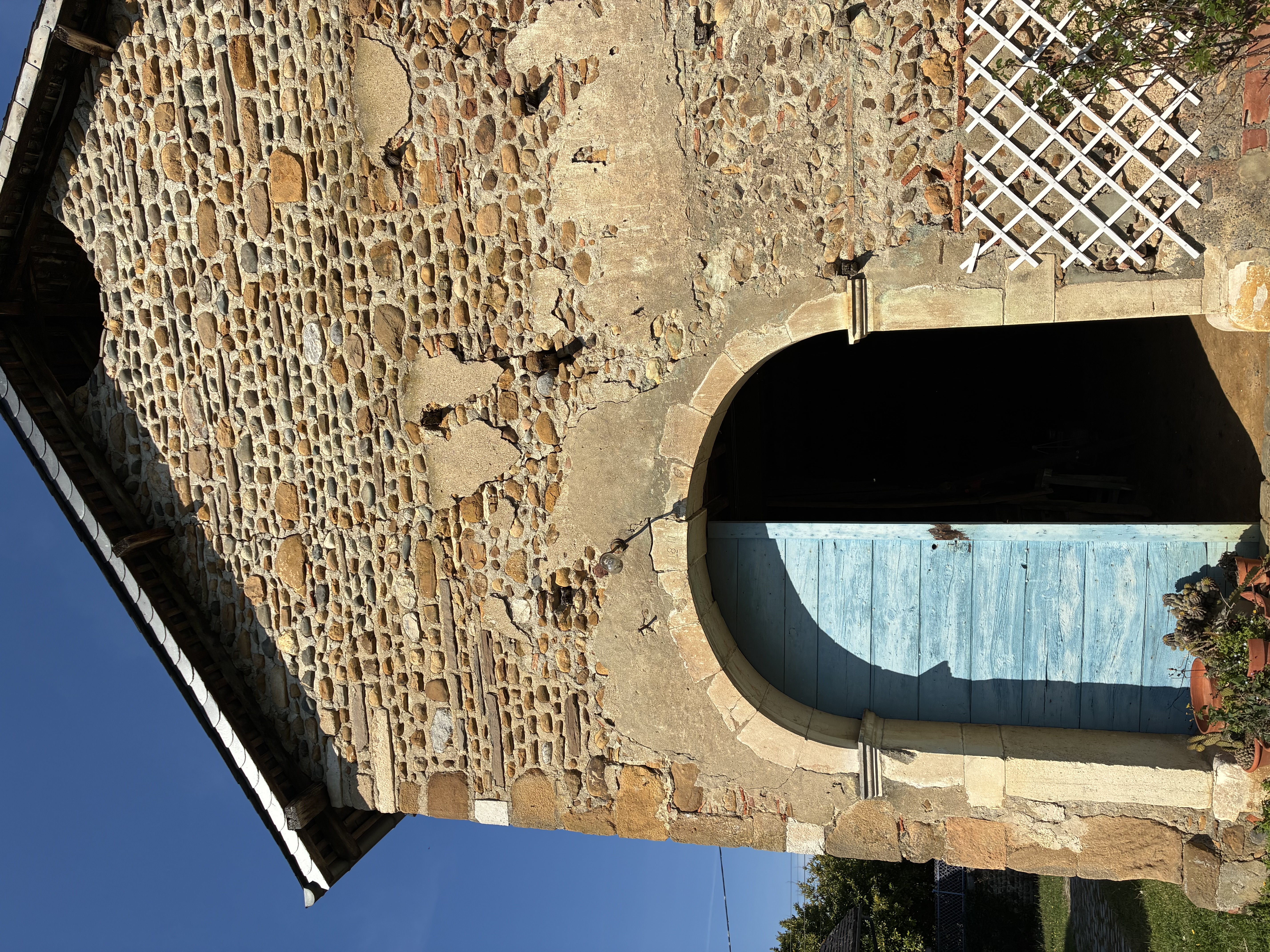 Corps de ferme St Faust